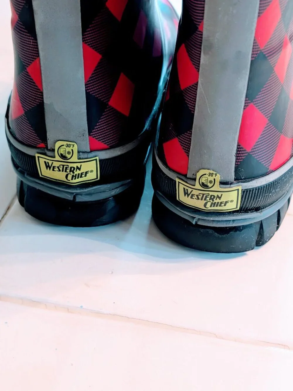 Western Chief Girls Snow Rain Boots Sz 4 Red Black Plaid Felt Liner Waterproof